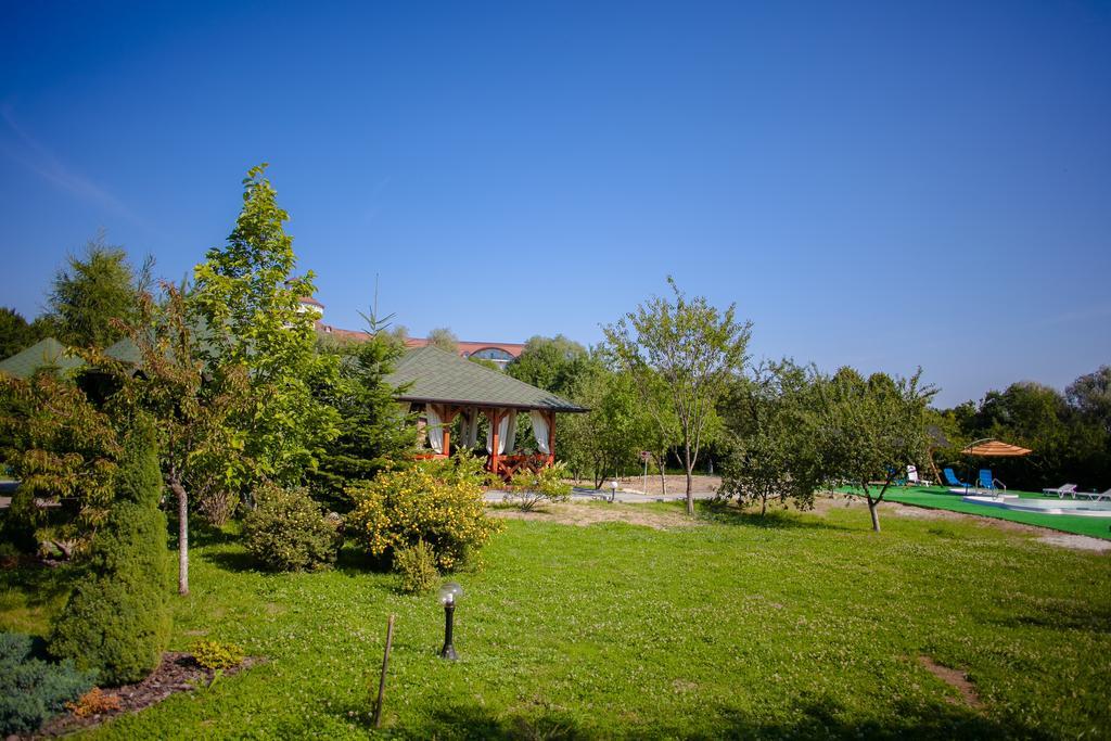Pansionat Bogema Truskavets Exteriör bild